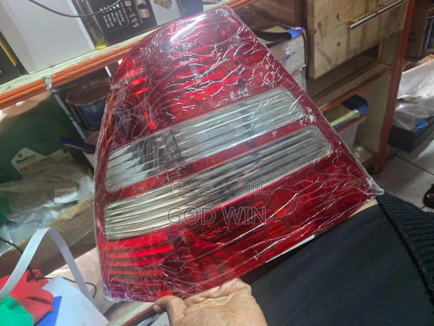 Taillight Lens Corolla Nze - main view