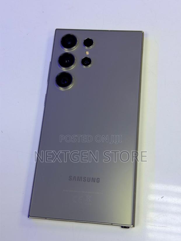 Samsung Galaxy S24 Ultra 512 GB Gray