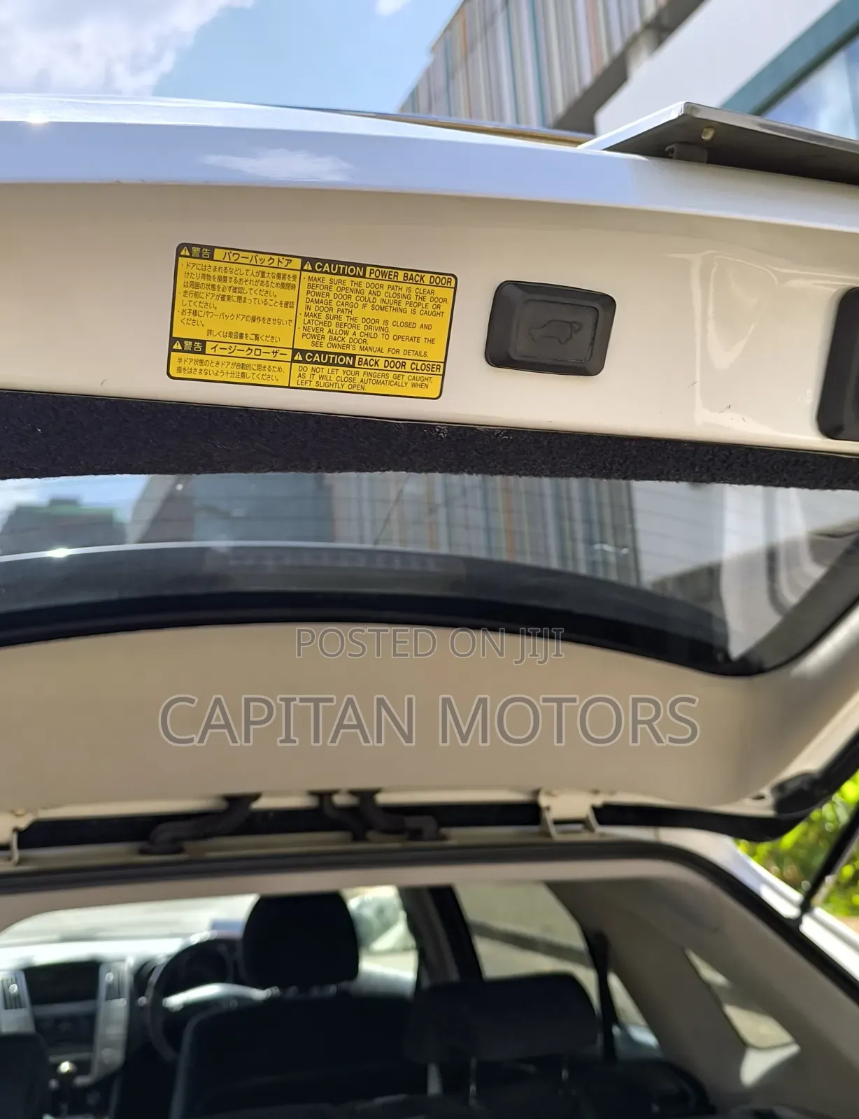 Toyota Harrier 240G 2012 White