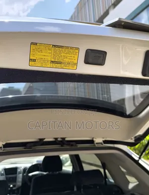 Toyota Harrier 240G 2012 White