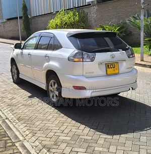 Toyota Harrier 240G 2012 White