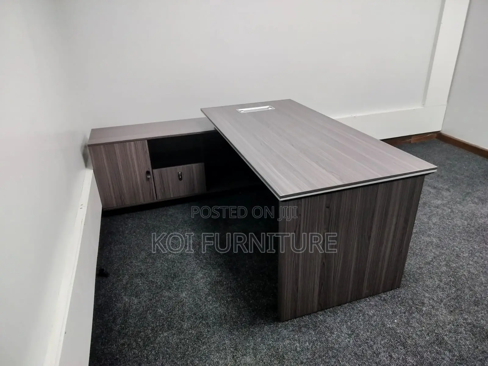 Office Desk; 1.8m Executive Luxurious Management Office Desk