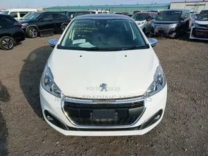 Peugeot 208 2018 White