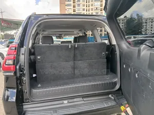 Toyota Land Cruiser Prado 2.7 2019 Black