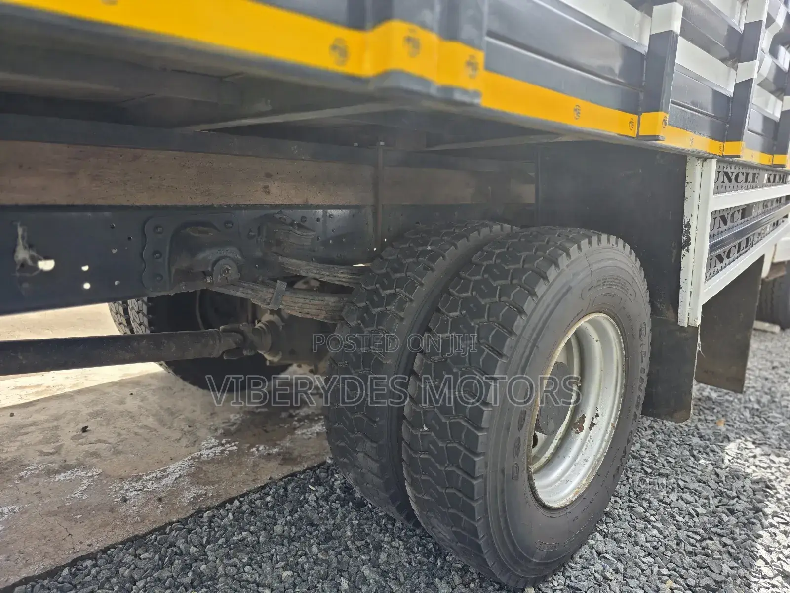 Hino Truck
