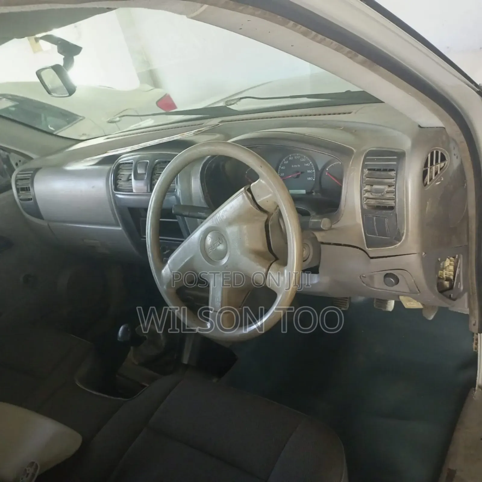 Isuzu D-MAX 2014 White