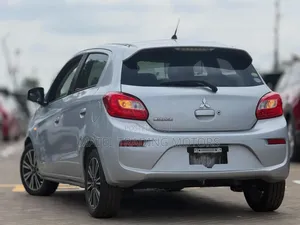 Mitsubishi Mirage ES 2017 Silver