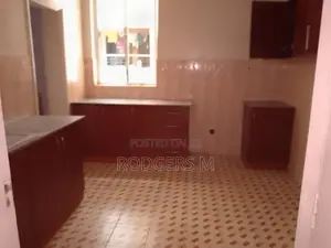 3bdrm Apartment in State House Area for rent