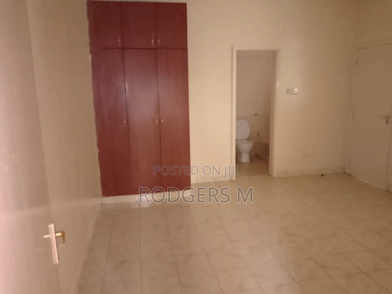 3bdrm Apartment in State House Area for rent