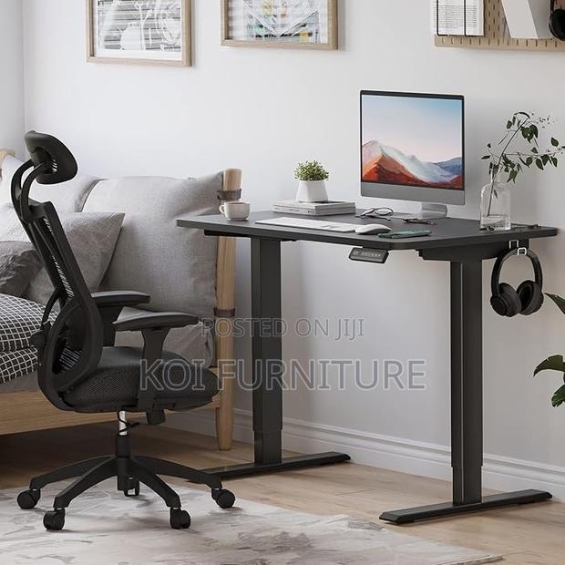 Office Desk; 1.6m Electric Height Adjustable Desk With Push Button - main view