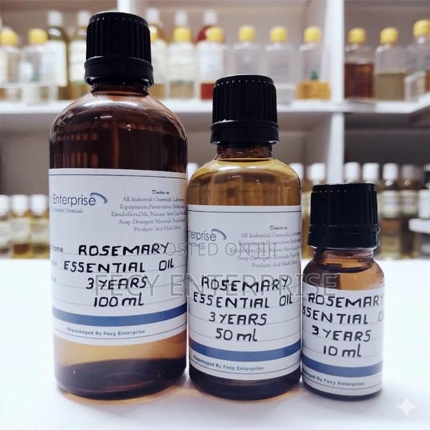 Rosemary Essential Oil (100% Pure) Natural Essential Oil - main view