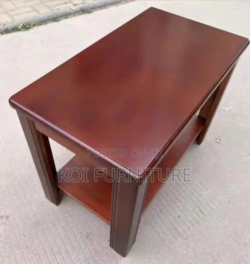 Coffee Table; Mahogany Casual Executive Home Office Coffee Table