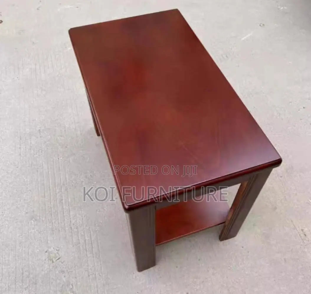 Coffee Table; Mahogany Casual Executive Home Office Coffee Table