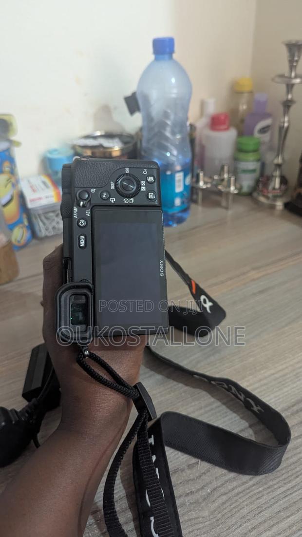 Sony A6600 - thumbnail 3
