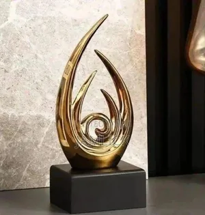 Modern Abstract Art Statue – Stylish Home Decor - Gh