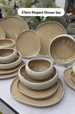 Available Elegant European Double Glaze Porcelain Dinner Set