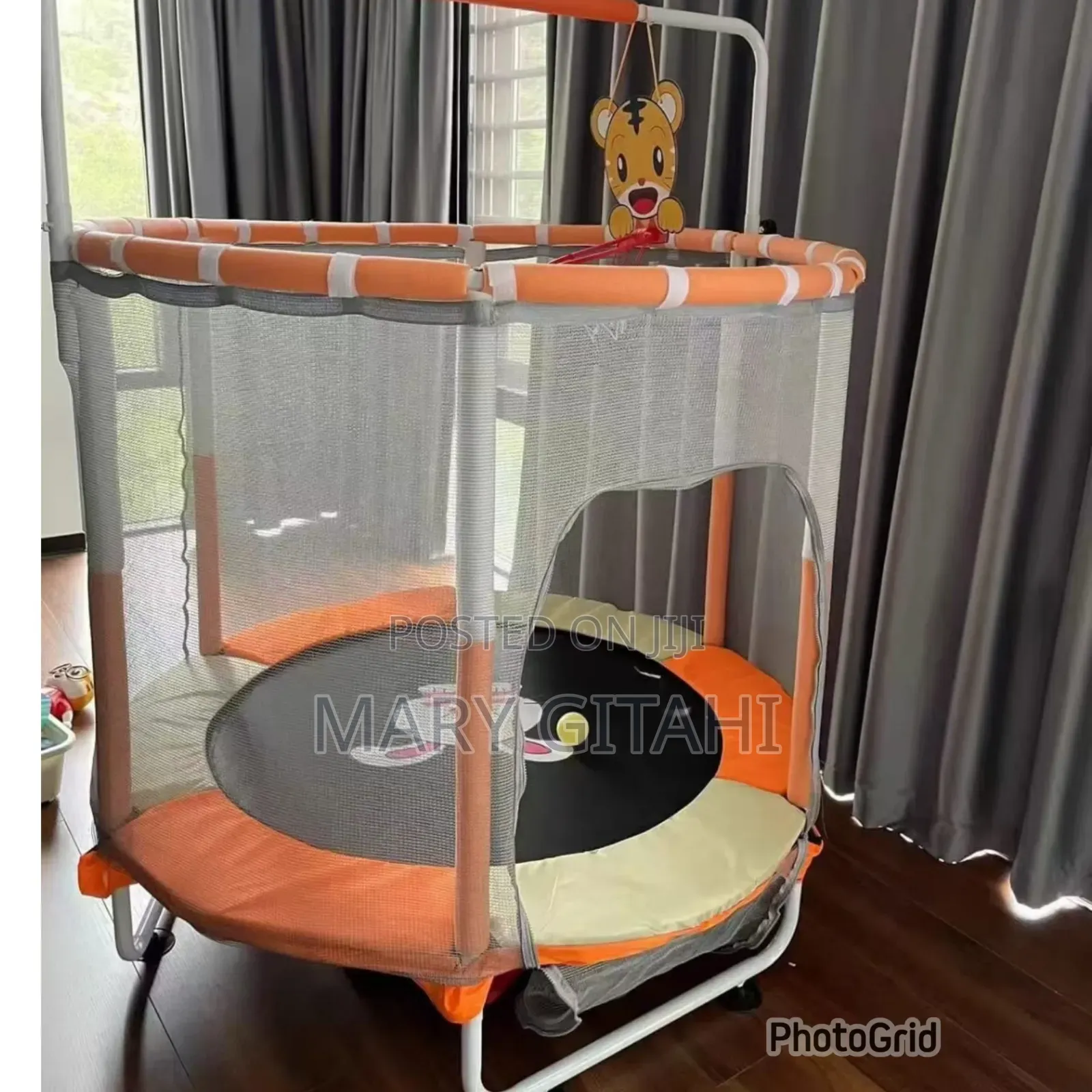 5ft Trampoline for Kids With Safety Enclosure