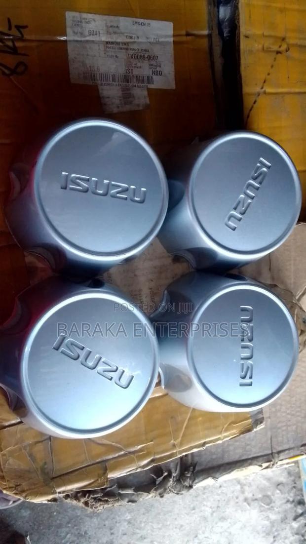 Isuzu Wheel Caps