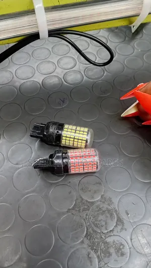 Cupless /Brake/Indicator T20 Led Bulbs 12 v and Single Filament