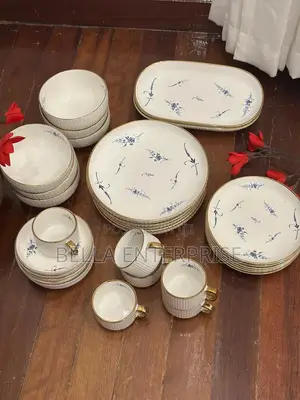 32 PCS High Quality Ceramic Dinner Set Still Available.