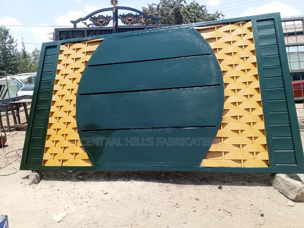 Sliding Gate - thumbnail 2