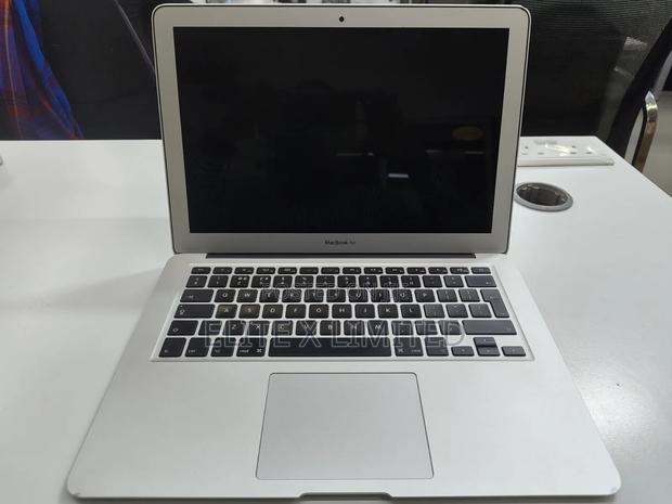Laptop Apple MacBook Air 2017 8GB Intel Core i5 SSD 256GB