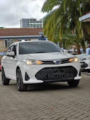 Toyota Axio 1.5 Hybrid 2WD 2018 White