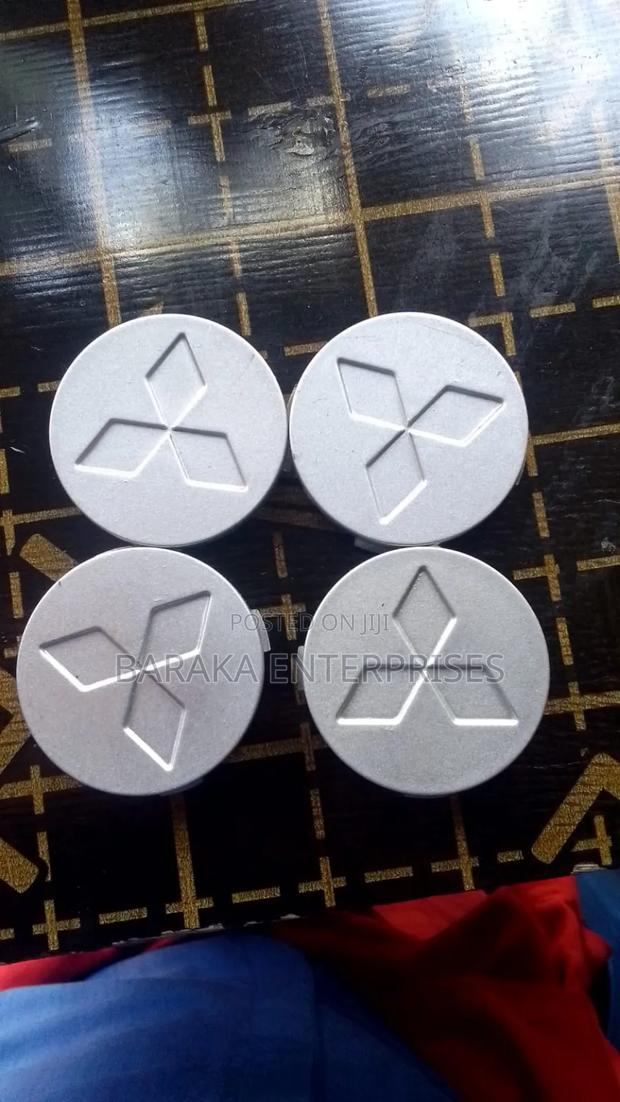 Mitsubishi Wheel Caps - main view