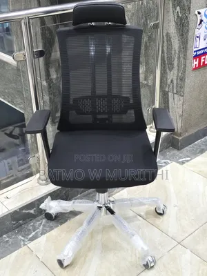 Office Chair-Ergonomic High-Back Office Chair