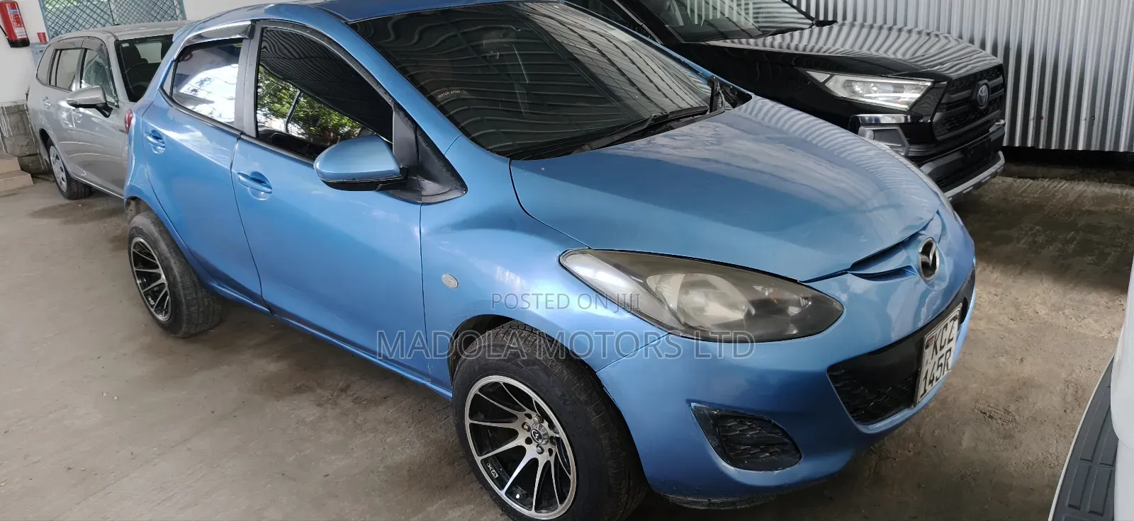 Mazda Demio 2013 Blue