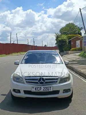 Mercedes-Benz C200 2011 White