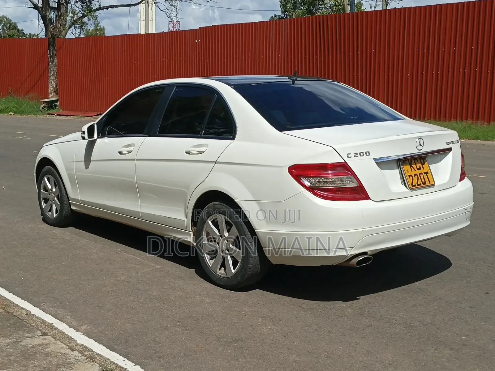 Mercedes-Benz C200 2011 White