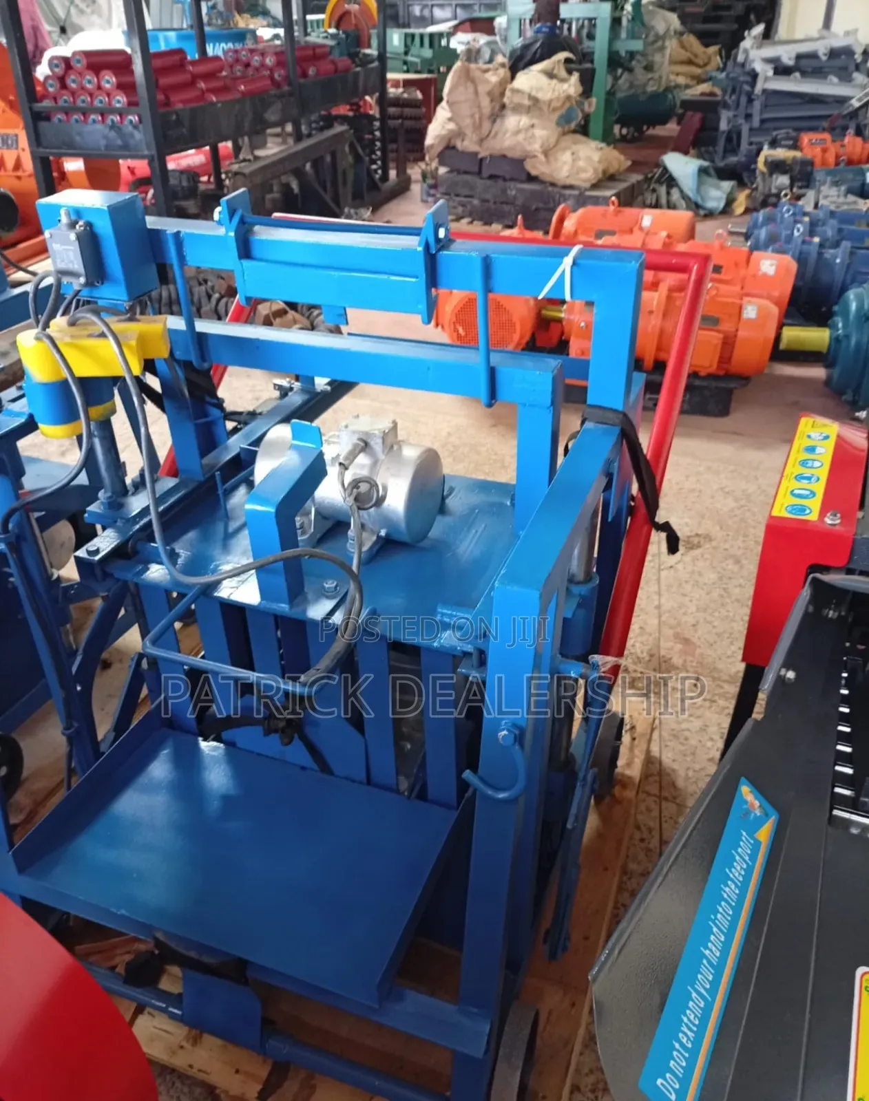 Concrete Block Making Machine