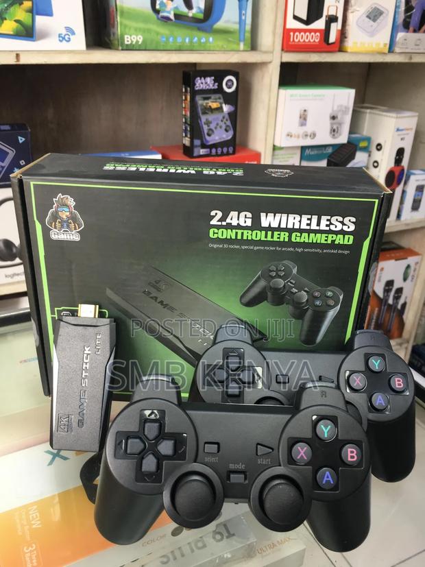 Integrated Retro Game Console With Dual 24g Wireless Controller - main view