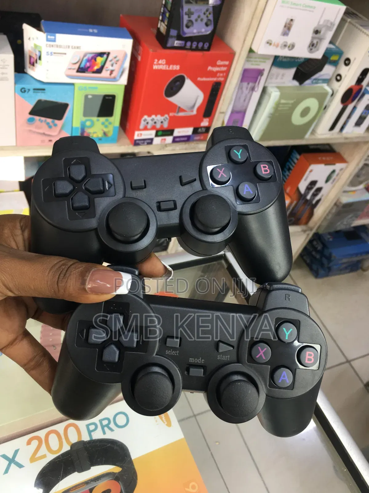  Video Game Console Wireless Controller With Built in Games