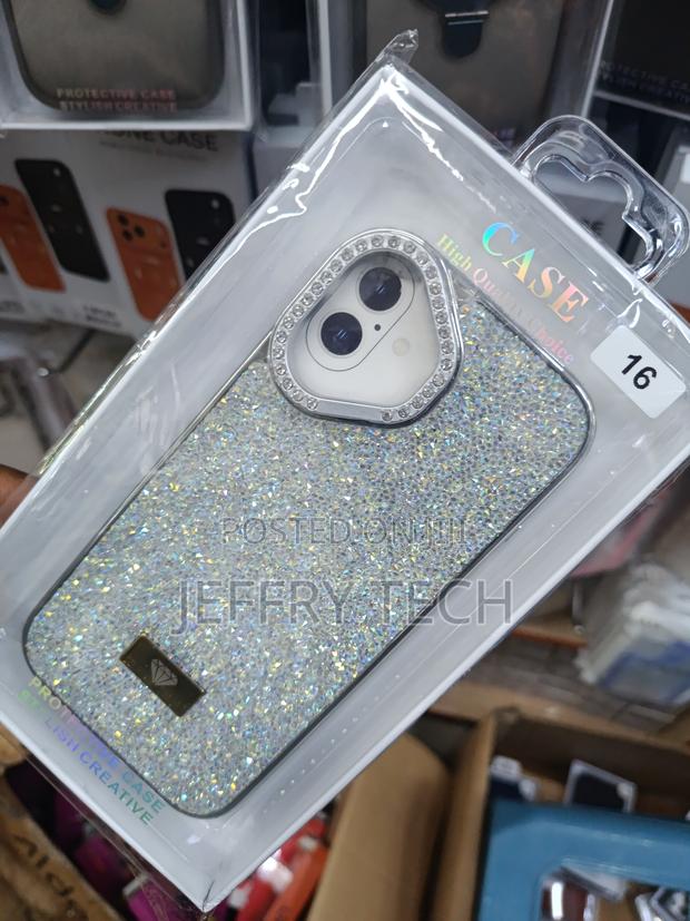 Warovski-Style Diamond Glitter Cover Designed for iPhone 16 -Silver - thumbnail 2