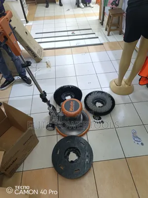 Professional Floor Scrubber Machine