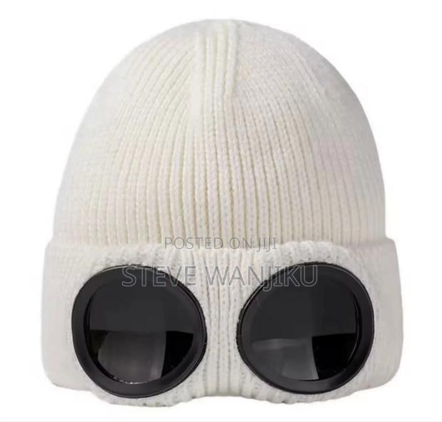 A Knitted Beanie With Built-in Goggles - thumbnail 4