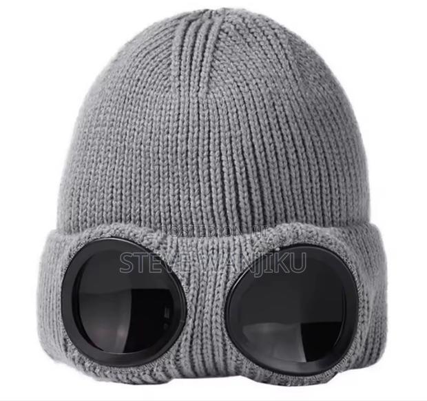 A Knitted Beanie With Built-in Goggles - thumbnail 5