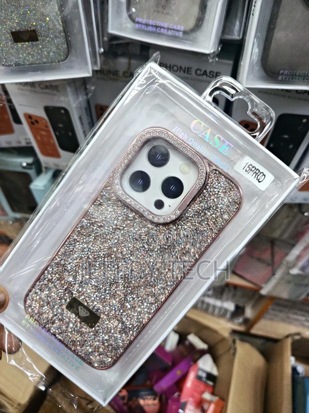 Strass Luxury Rhinestone Rhinestone Bling Glitter iPhone 15 Pro Case - thumbnail 2