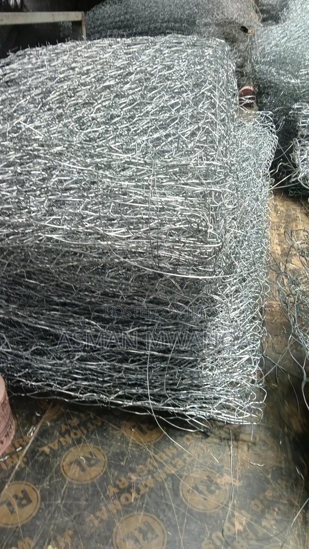 Galvanised Gabion Boxes 2×1×1m 2.7g - thumbnail 2