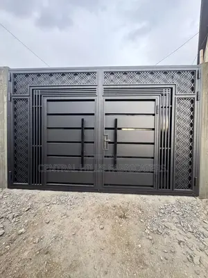 Sliding Gate