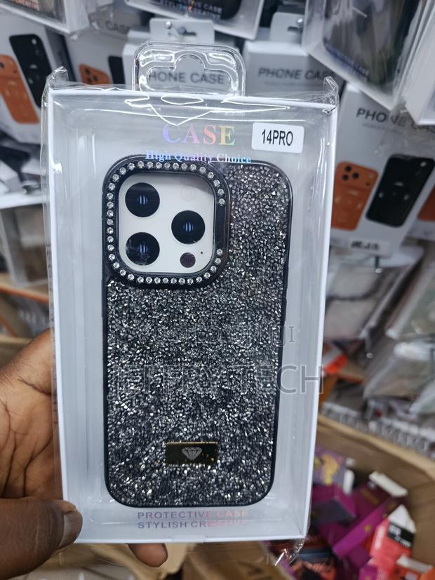 Takin Luxury Rhinestone Glitter iPhone 14 Pro Sparkling Crystals Case
