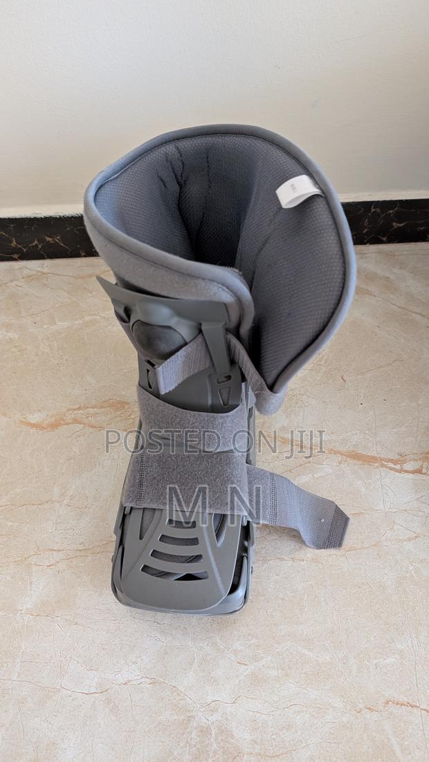 Orthopaedic Boot - thumbnail 3