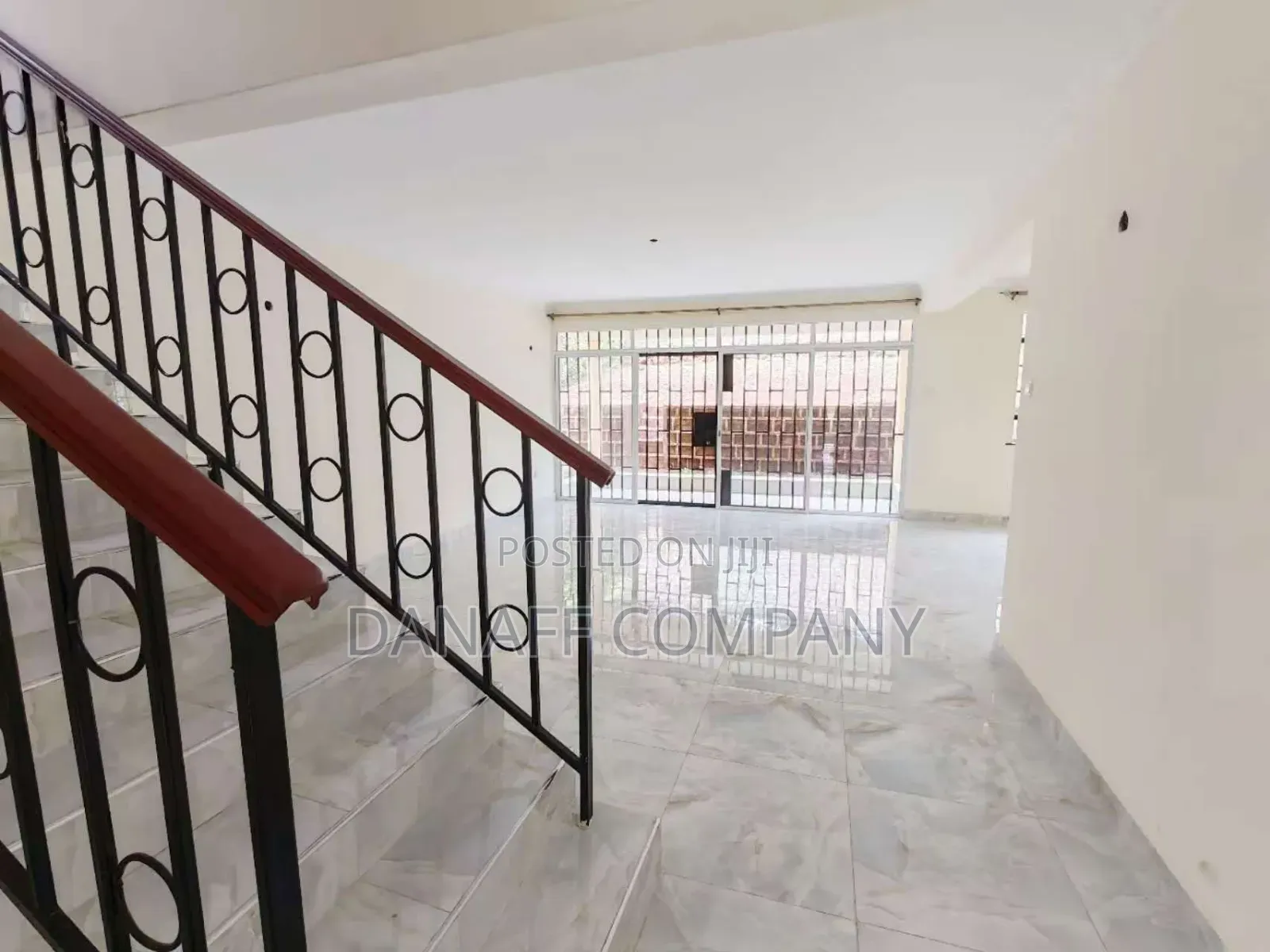 4bdrm Maisonette in Kadeya Villas, Oluulua for sale