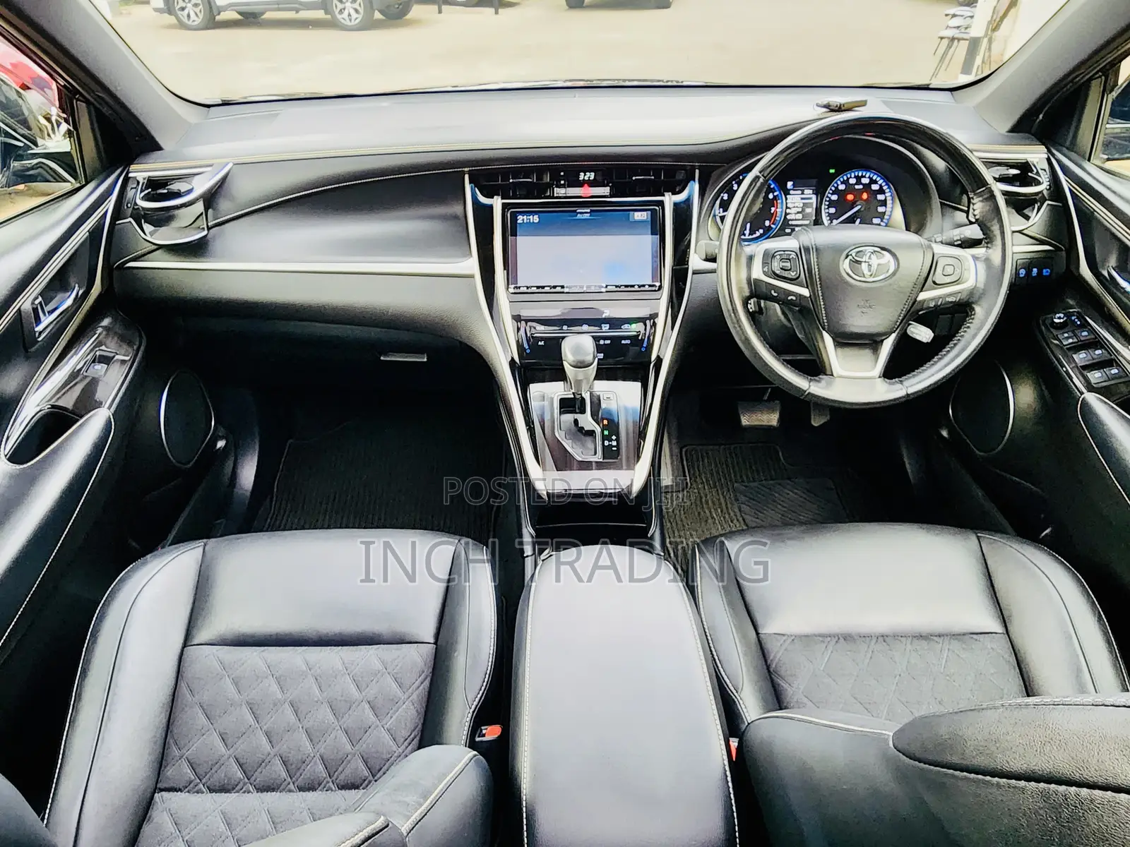 Toyota Harrier 2.0 2019 Black