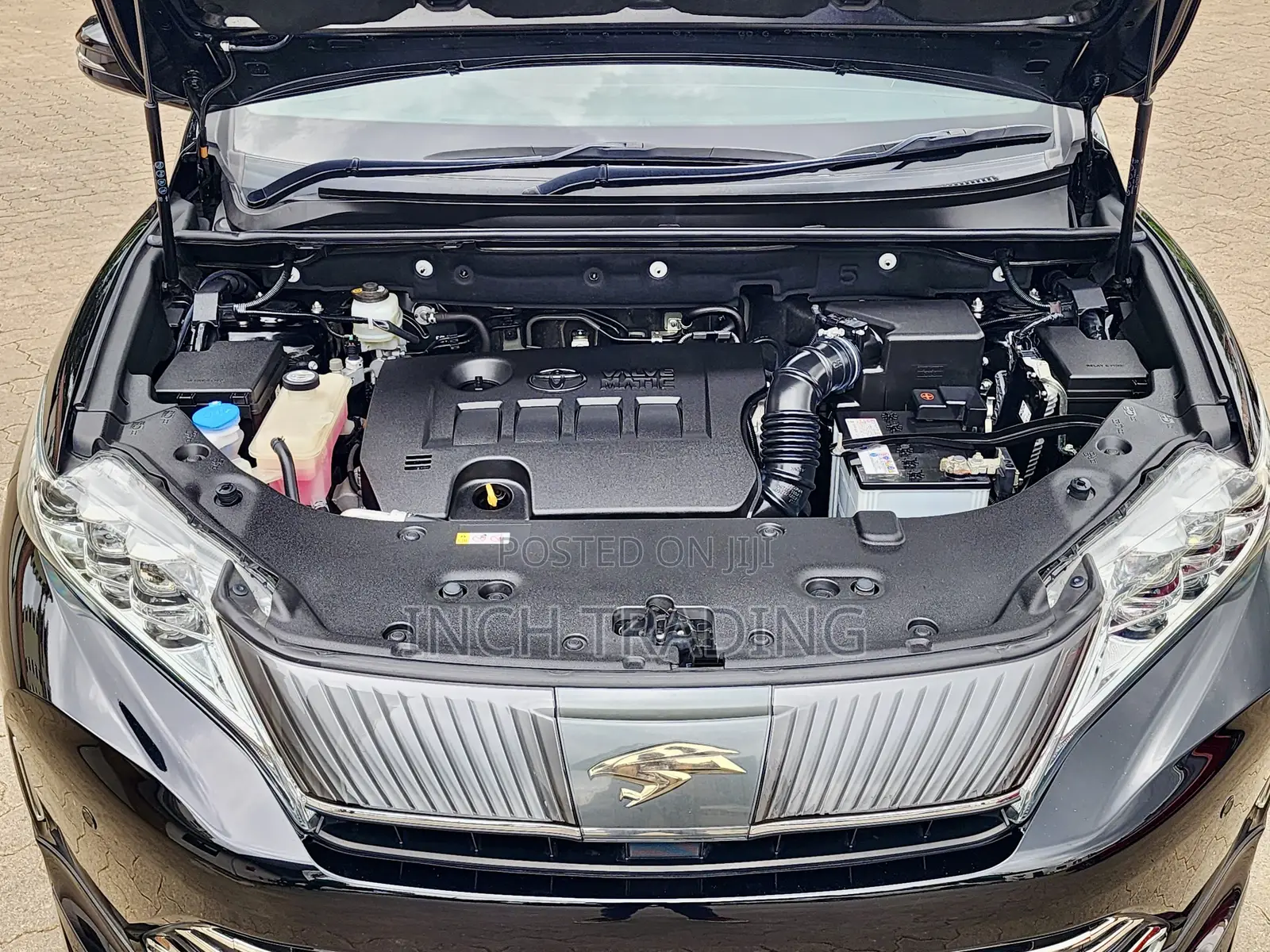 Toyota Harrier 2.0 2019 Black