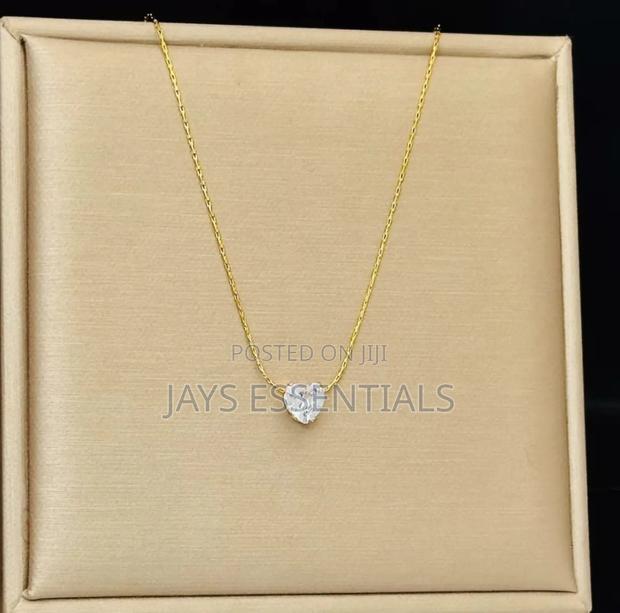 Minimalist And Stylish Necklaces - thumbnail 3