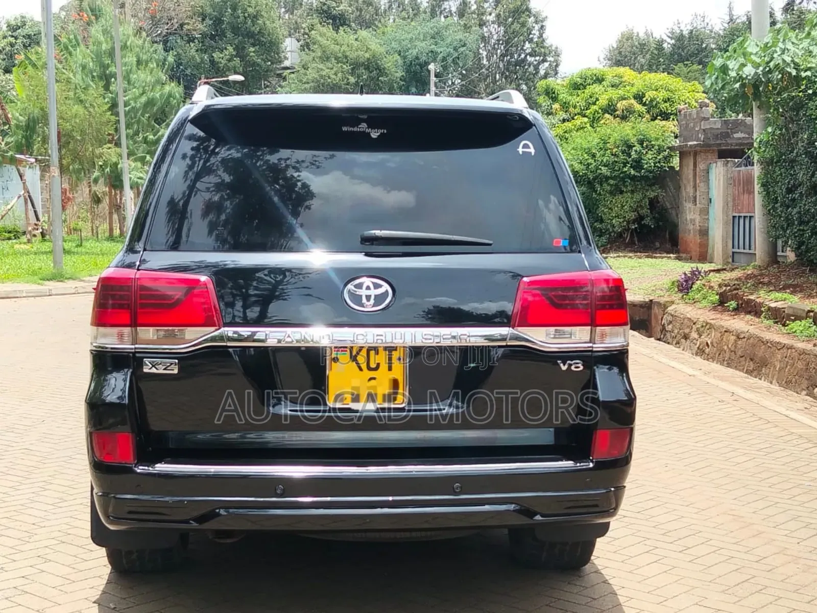 Toyota Land Cruiser 4.6 V8 ZX 2012 Black