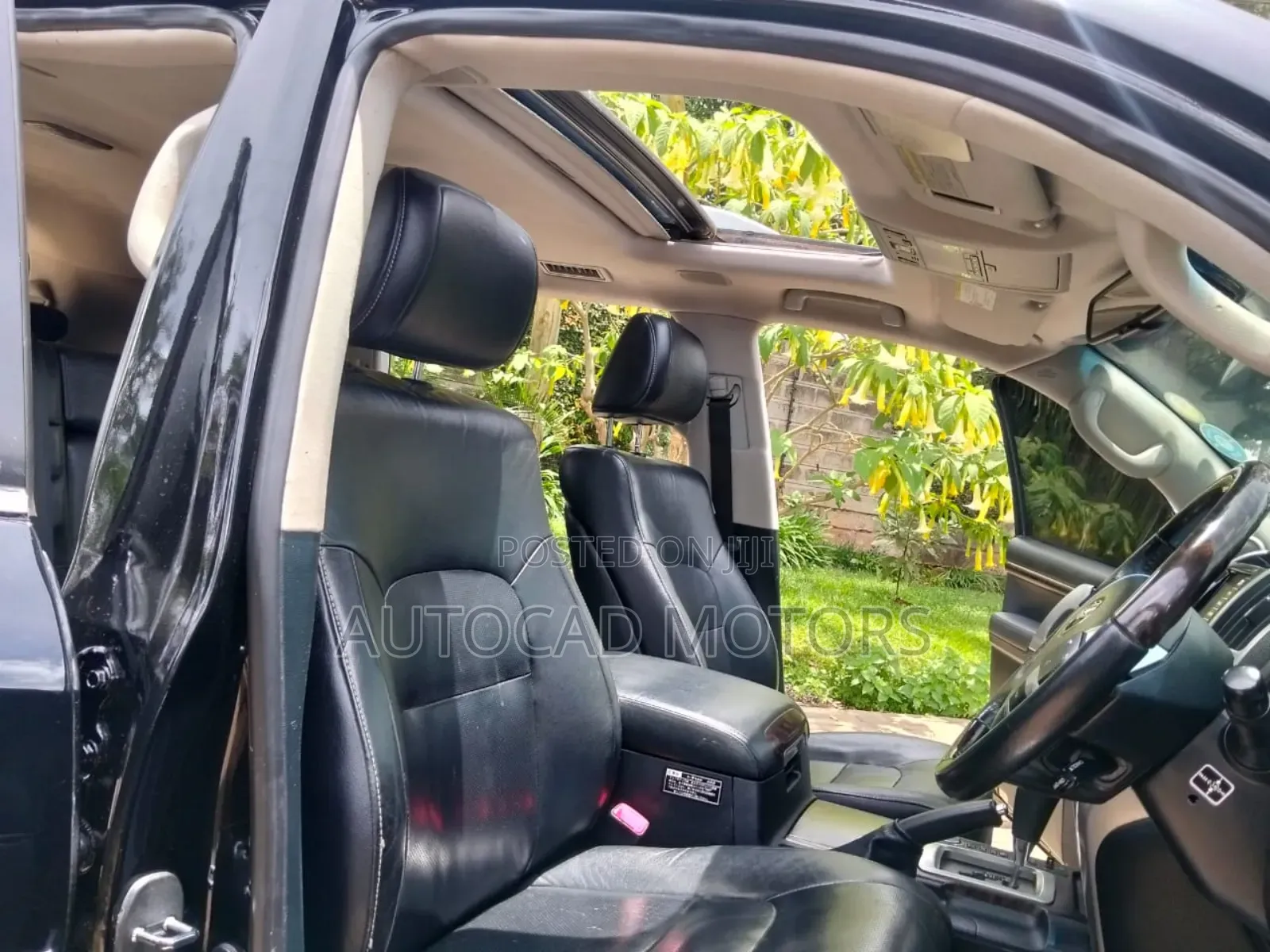 Toyota Land Cruiser 4.6 V8 ZX 2012 Black